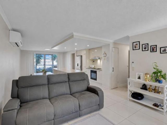 For Rent 2 Bedroom Apartment Maroochydore, QLD DS104327064
