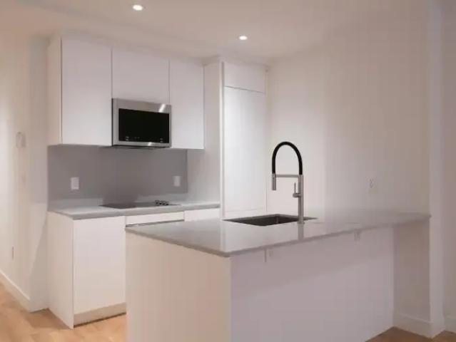 For Rent 2 Bedroom Apartment Montreal QC DS104066769