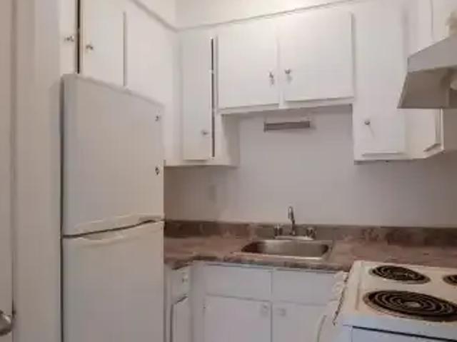 For Rent 2 Bedroom Apartment Montreal QC DS104840678