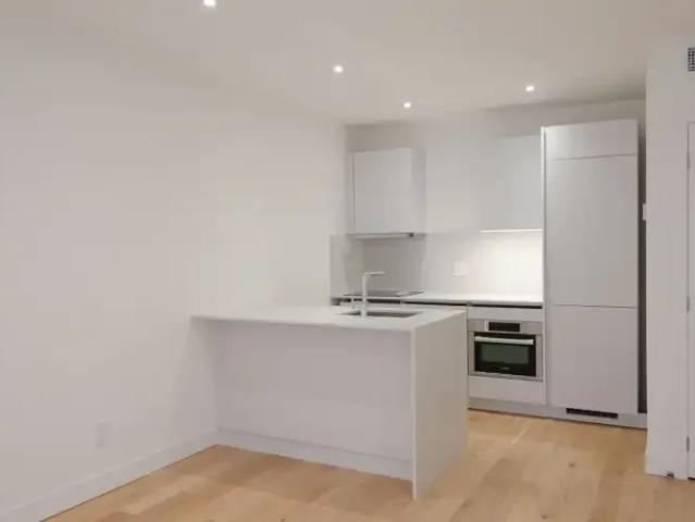 For Rent 2 Bedroom Apartment Montreal QC DS104984795