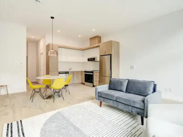 For Rent 2 Bedroom Apartment Montreal QC DS102272381