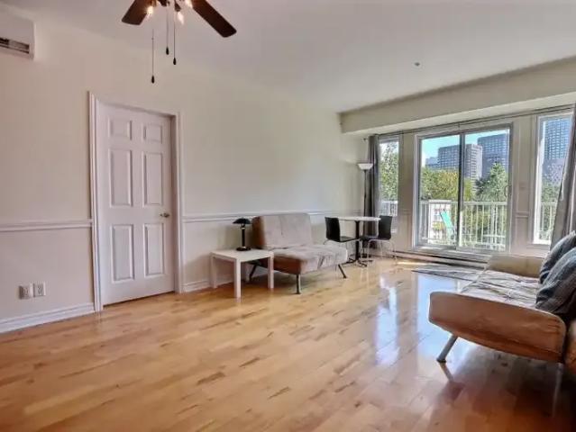 For Rent 2 Bedroom Apartment Montreal QC DS103879377