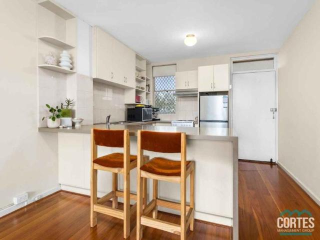 For Rent 2 Bedroom Apartment MOSMAN PARK WA DS105526258
