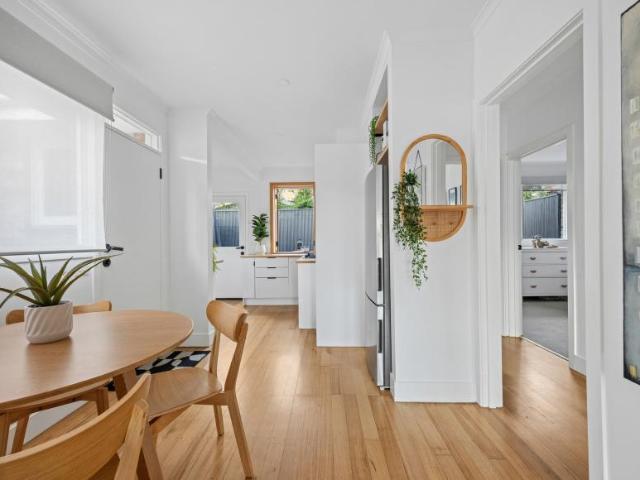 For Rent 2 Bedroom Apartment Mordialloc VIC DS102887767