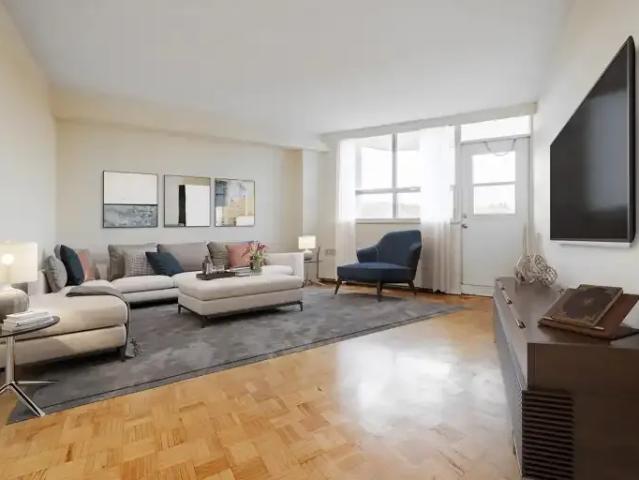 For Rent 2 Bedroom Apartment North York ON DS102306438