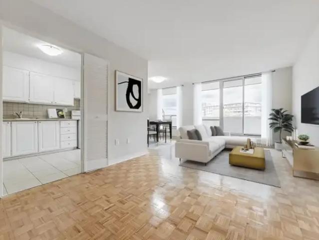 For Rent 2 Bedroom Apartment North York ON DS105022833