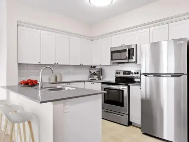 For Rent 2 Bedroom Apartment Ottawa ON DS103594059