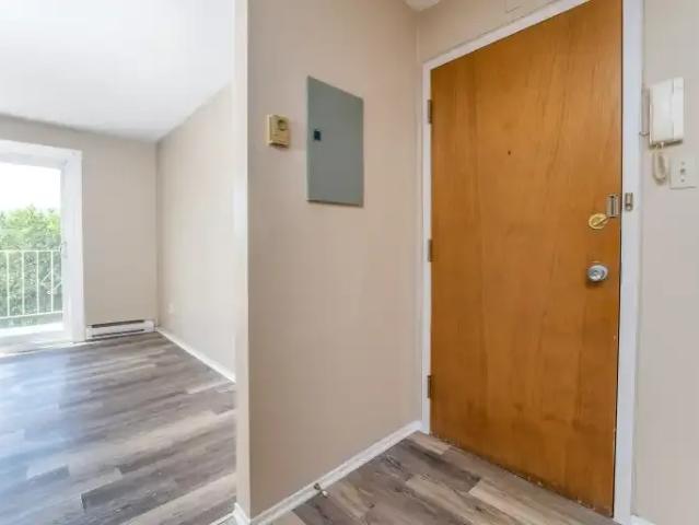 For Rent 2 Bedroom Apartment Ottawa ON DS104957285