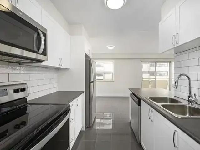 For Rent 2 Bedroom Apartment Oshawa ON DS103651850