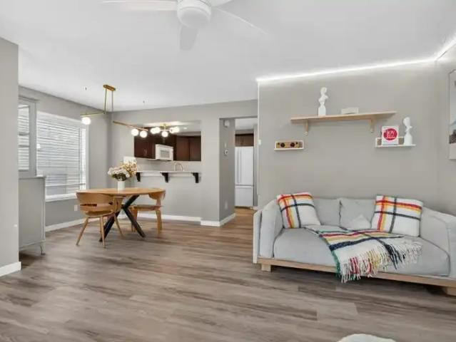 For Rent 2 Bedroom Apartment Airdrie AB DS104224415