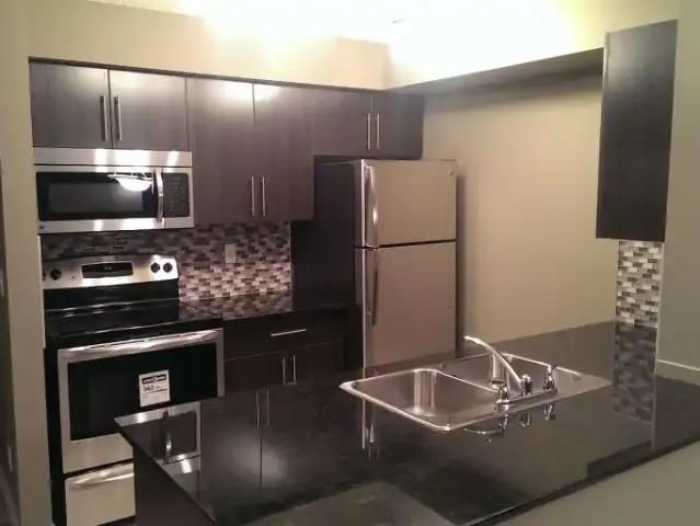 For Rent 2 Bedroom Apartment Airdrie AB DS106148428