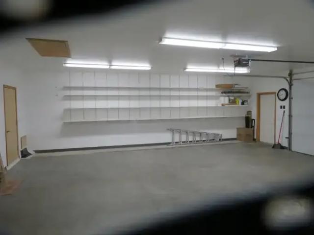 For Rent 2 Bedroom Apartment Airdrie AB DS106192396