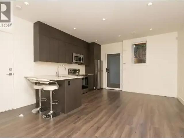 For Rent 2 Bedroom Apartment Burnaby BC DS104842012