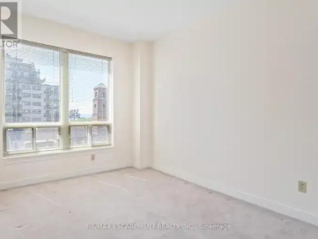 For Rent 2 Bedroom Apartment Burlington ON DS102272436
