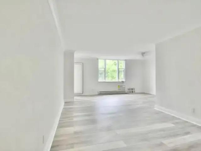 For Rent 2 Bedroom Apartment Barrie ON DS104985977