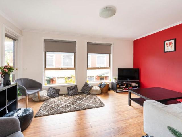 For Rent 2 Bedroom Apartment Box Hill South VIC DS105508721