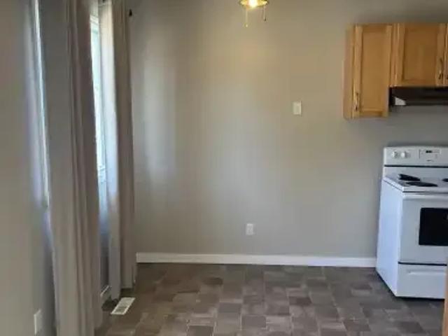 For Rent 2 Bedroom Apartment Brooks AB DS104842160