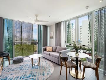 For Rent 2 Bedroom Apartment Cairns City QLD DS102278118