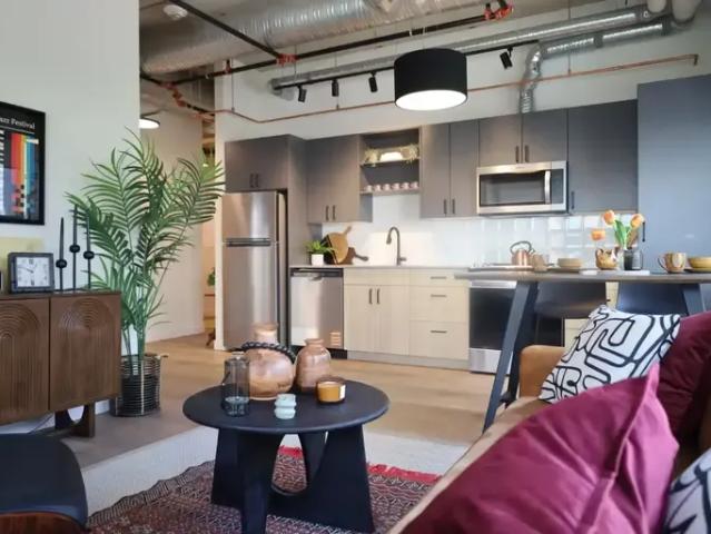 For Rent 2 Bedroom Apartment Calgary AB DS91412127