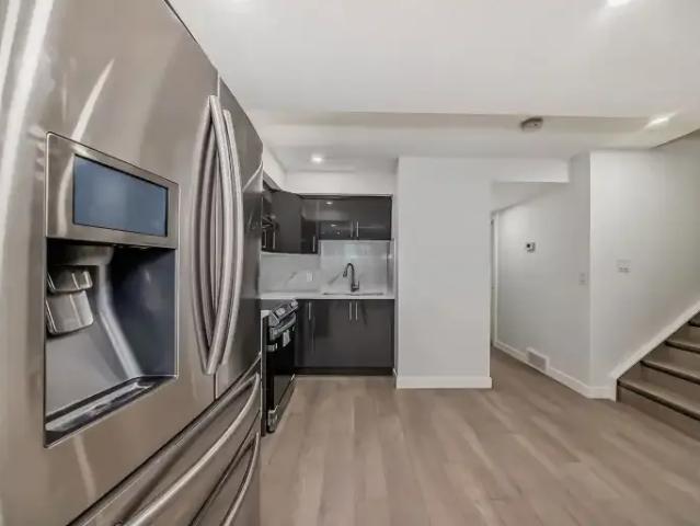 For Rent 2 Bedroom Apartment Calgary AB DS103411274