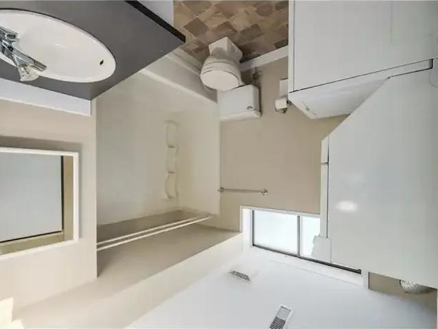 For Rent 2 Bedroom Apartment Calgary AB DS103579352