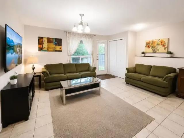 For Rent 2 Bedroom Apartment Calgary AB DS104434236
