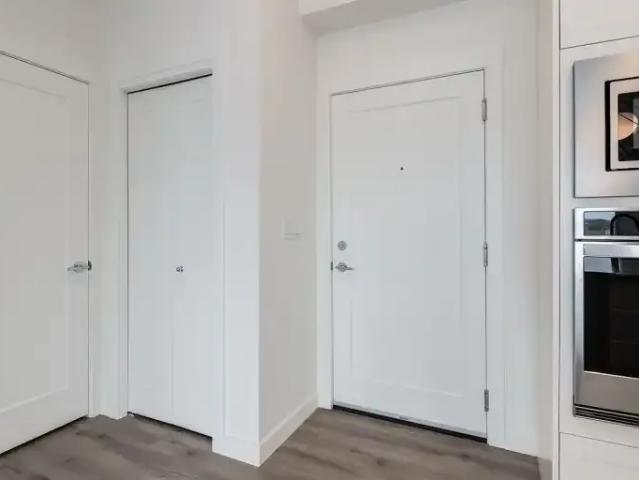 For Rent 2 Bedroom Apartment Calgary AB DS104470620