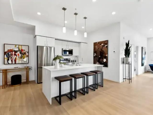 For Rent 2 Bedroom Apartment Calgary AB DS104637748