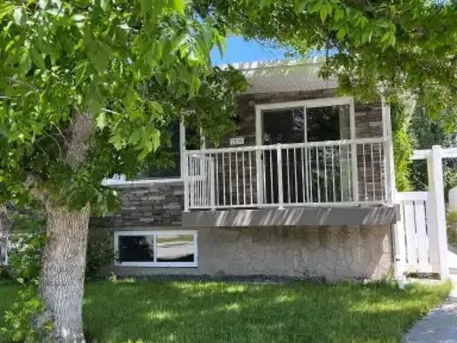 For Rent 2 Bedroom Apartment Calgary AB DS104824331