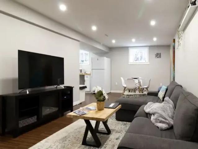 For Rent 2 Bedroom Apartment Calgary AB DS104824374