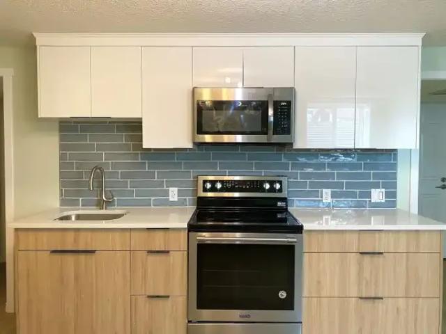 For Rent 2 Bedroom Apartment Calgary AB DS104957441