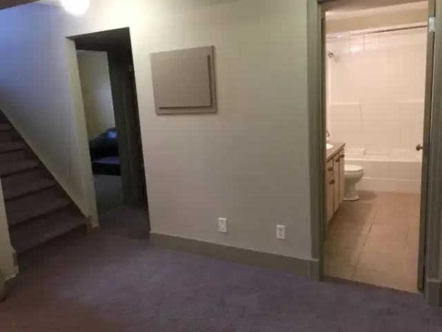 For Rent 2 Bedroom Apartment Calgary AB DS104957297