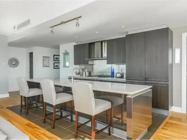For Rent 2 Bedroom Apartment Calgary AB DS104972641