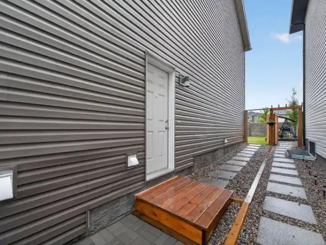 For Rent 2 Bedroom Apartment Calgary AB DS104991537