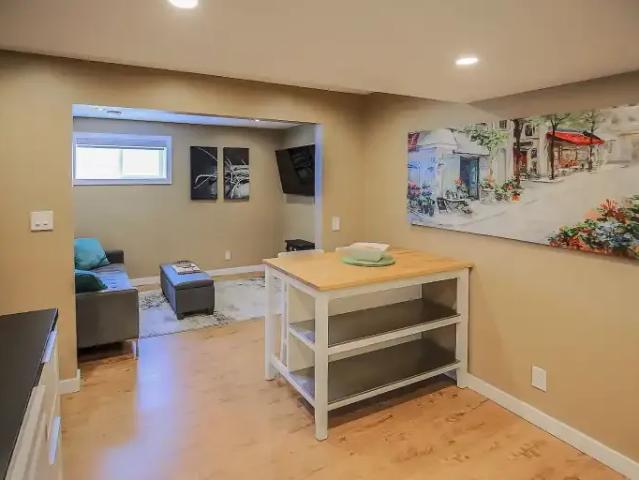 For Rent 2 Bedroom Apartment Calgary AB DS104182952