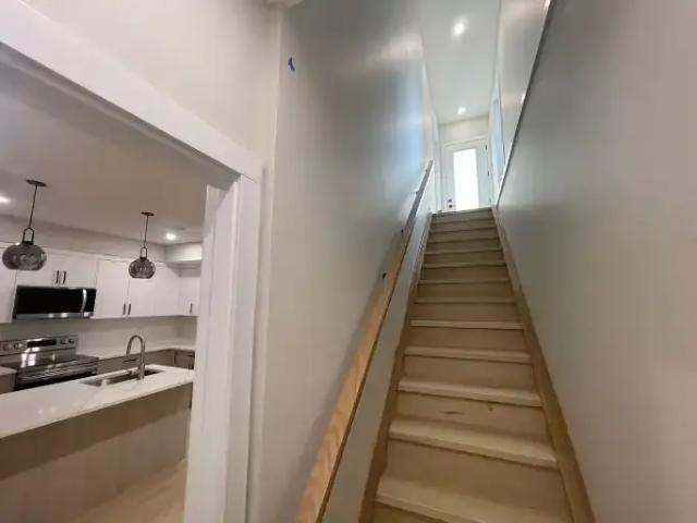 For Rent 2 Bedroom Apartment Calgary AB DS104182978