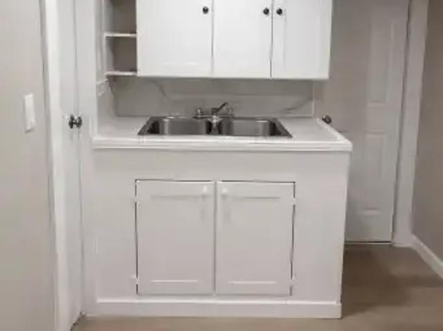For Rent 2 Bedroom Apartment Calgary AB DS105435221