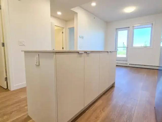 For Rent 2 Bedroom Apartment Calgary AB DS105467258