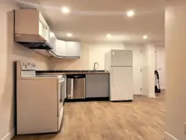 For Rent 2 Bedroom Apartment Calgary AB DS105467280