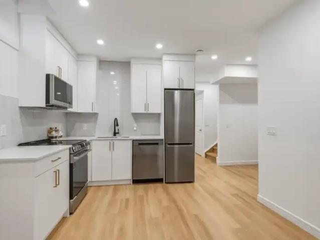 For Rent 2 Bedroom Apartment Calgary AB DS105654055