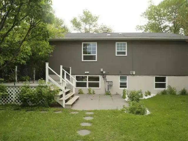 For Rent 2 Bedroom Apartment Calgary AB DS105654099