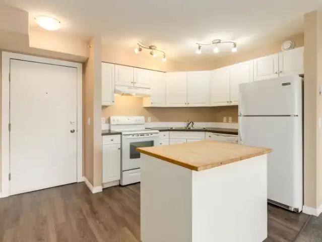 For Rent 2 Bedroom Apartment Calgary AB DS105877552