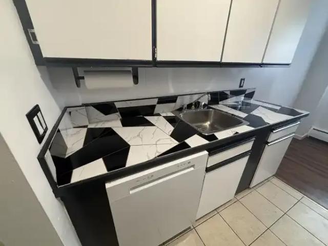 For Rent 2 Bedroom Apartment Calgary AB DS105149911