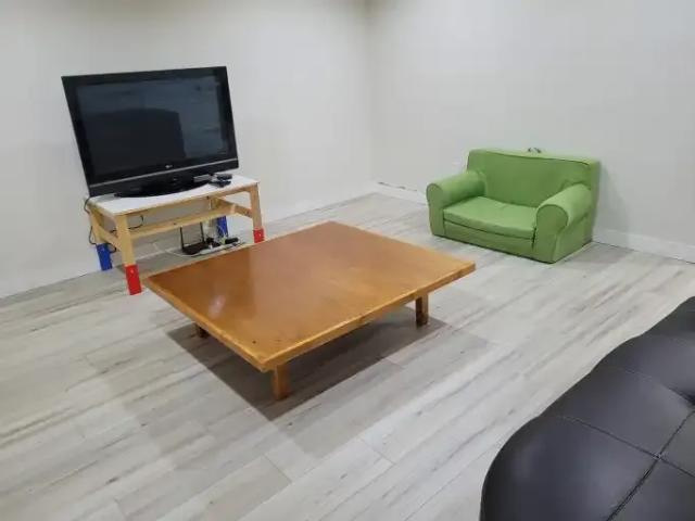 For Rent 2 Bedroom Apartment Calgary AB DS105186191