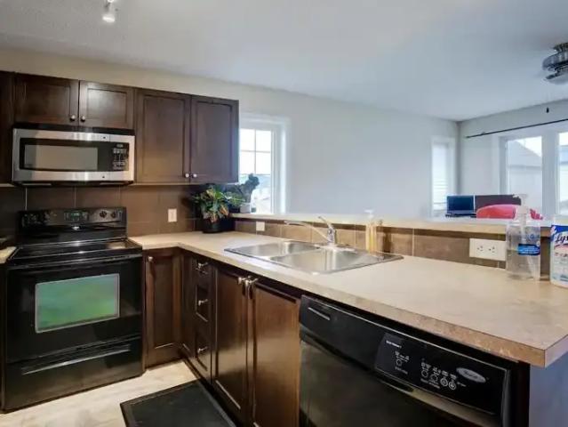 For Rent 2 Bedroom Apartment Calgary AB DS105198545