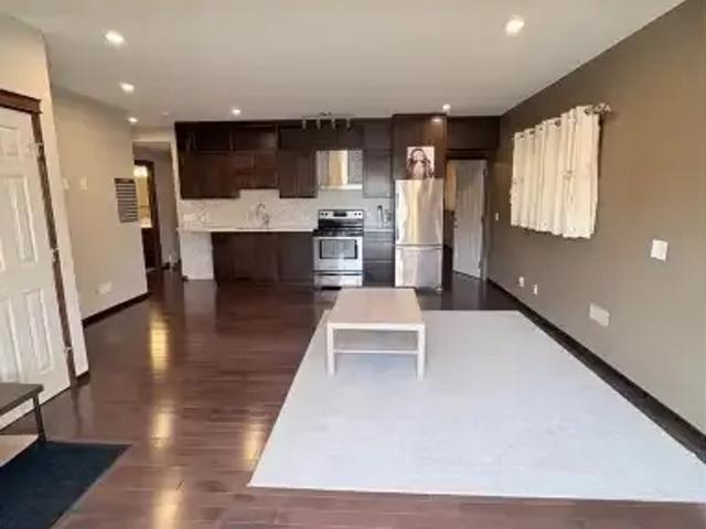 For Rent 2 Bedroom Apartment Calgary AB DS105198578