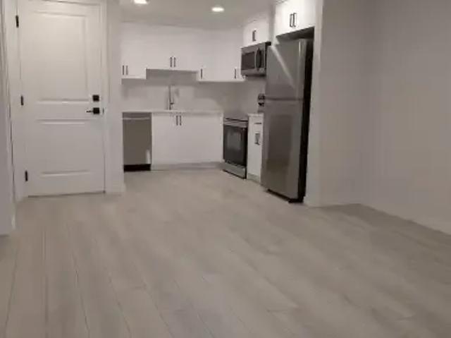 For Rent 2 Bedroom Apartment Calgary AB DS106223372