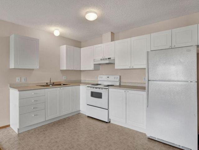 For Rent 2 Bedroom Apartment Camrose AB DLS96246810