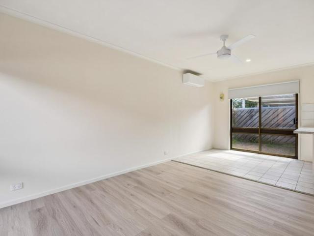 For Rent 2 Bedroom Apartment Capel Sound VIC DS105470716