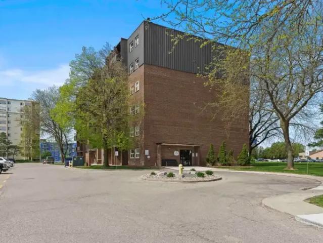 For Rent 2 Bedroom Apartment Chatham ON DS105087233